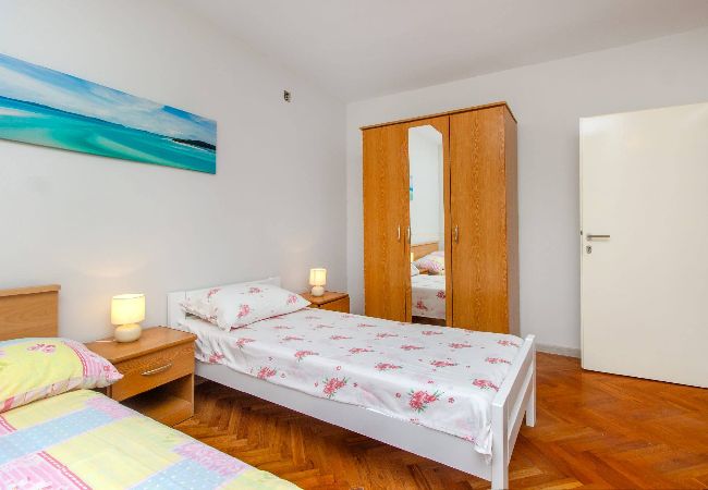 Ferienwohnung in Tribunj - Apartments Alaga - A1  Ferienwohnung in Tribunj - Apartments Alaga - A1