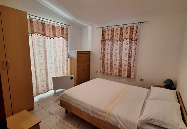 Ferienwohnung in Tribunj - Apartment Mara - Apartment mit zwei Schlafzimmern Ferienwohnung in Tribunj - Apartment Mara - Apartment mit zwei Schlafzimmern