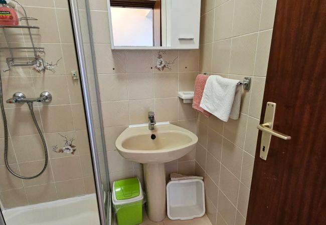 Studio in Tribunj - Apartments Nestor - studio apartment with a sea view A2 Studio in Tribunj - Apartments Nestor - studio apartment with a sea view A2
