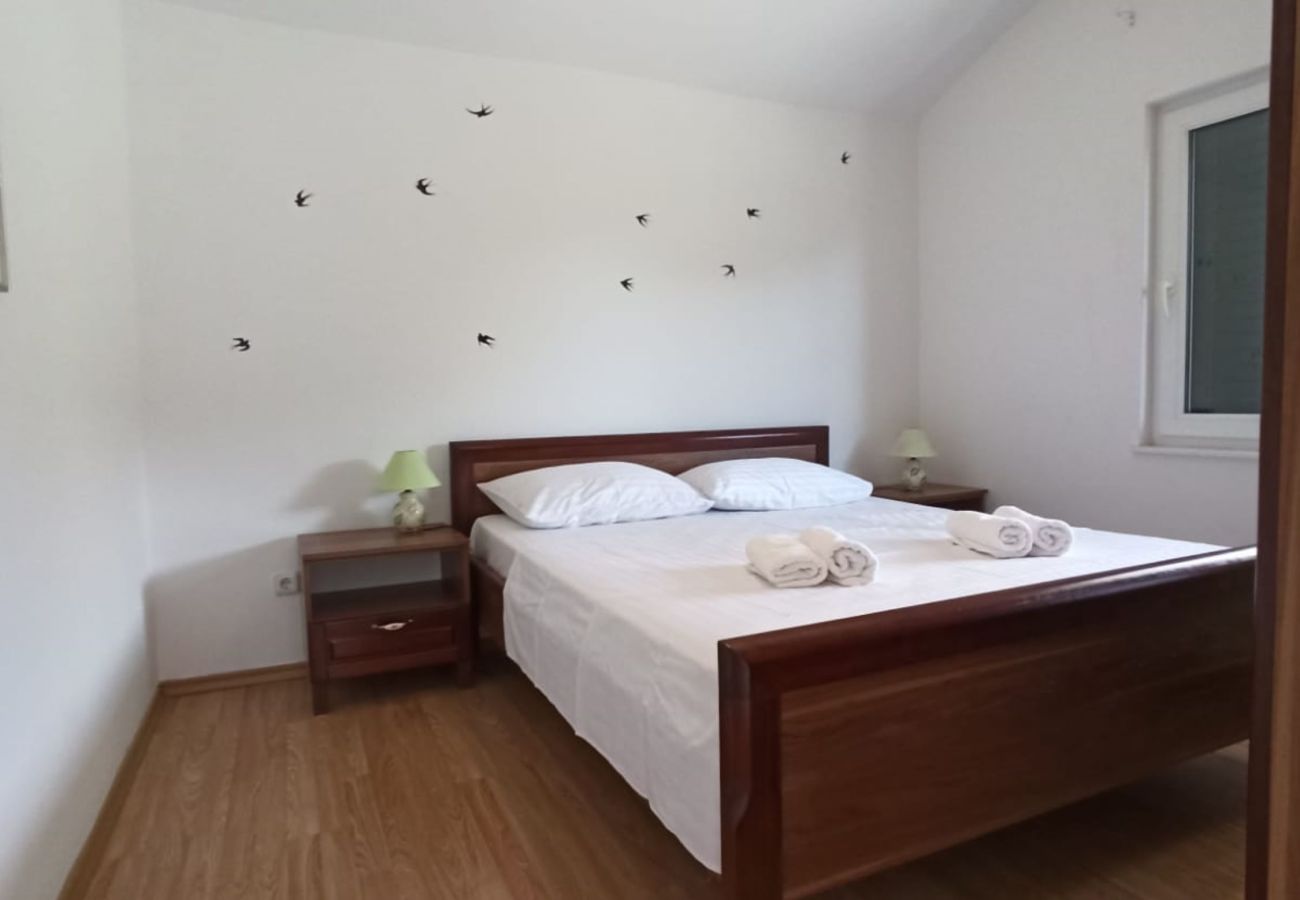 Ferienwohnung in Tribunj - Gemütliches Apartment Aurora Tribunj