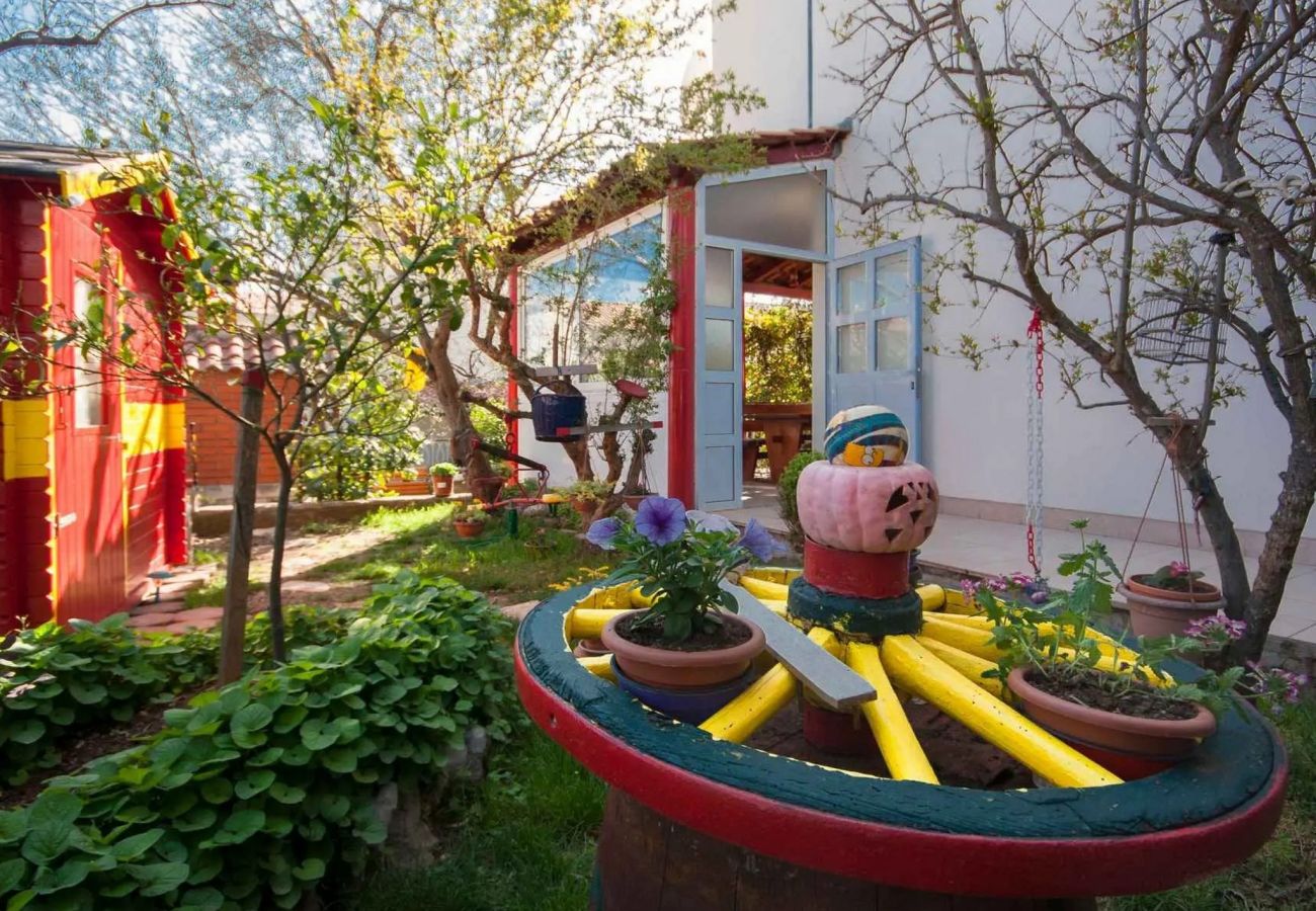 Ferienwohnung in Šibenik-Brodarica - Apartments Maretić - Apartment mit einem Schlafzimmer und Meerblick A3