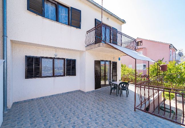 Ferienwohnung in Šibenik-Brodarica -  Apartment mit einem Schlafzimmer Jagoda Ferienwohnung in Šibenik-Brodarica -  Apartment mit einem Schlafzimmer Jagoda