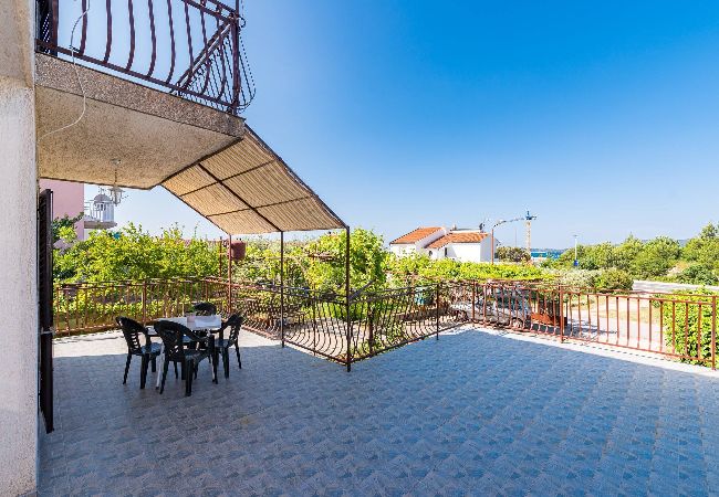 Ferienwohnung in Šibenik-Brodarica -  Apartment mit einem Schlafzimmer Jagoda Ferienwohnung in Šibenik-Brodarica -  Apartment mit einem Schlafzimmer Jagoda