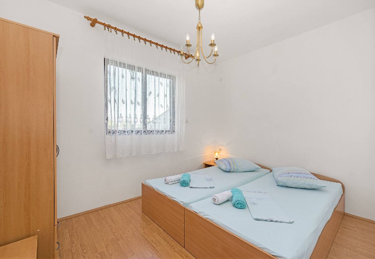 Ferienwohnung in Šibenik-Brodarica -  Apartment mit einem Schlafzimmer Jagoda