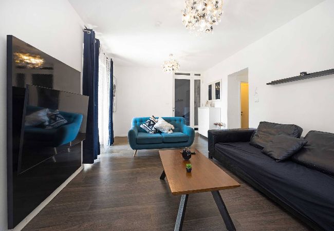 Ferienwohnung in Šibenik-Brodarica - Ferienhaus Roko&Iva - Haus mit drei Schlafzimmern und Meerblick Ferienwohnung in Šibenik-Brodarica - Ferienhaus Roko&Iva - Haus mit drei Schlafzimmern und Meerblick