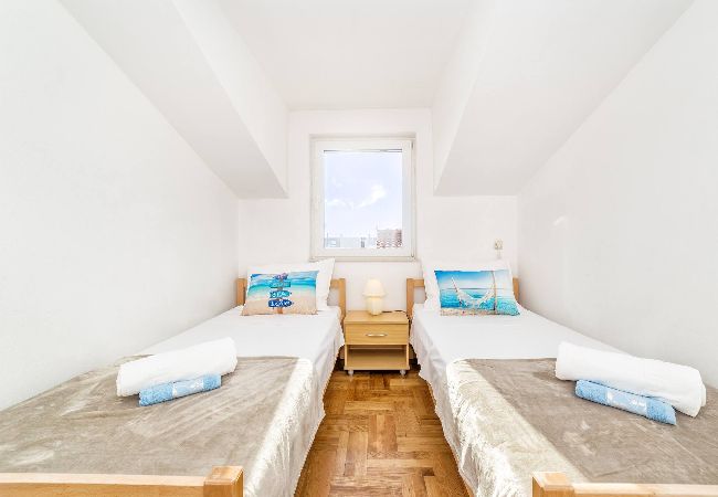 Ferienwohnung in Vodice - Apartments Nikol - Apartment mit zwei Schlafzimmern und Meerblick A6 Ferienwohnung in Vodice - Apartments Nikol - Apartment mit zwei Schlafzimmern und Meerblick A6