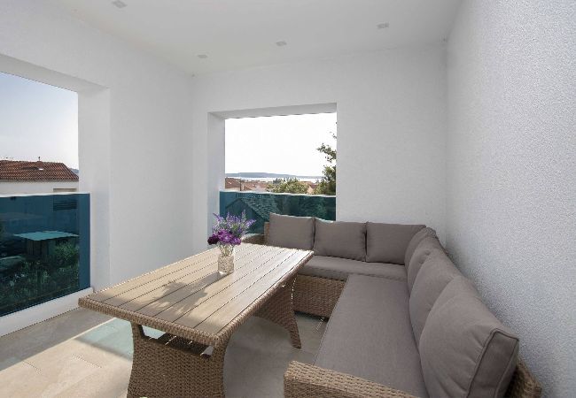 Villa in Šibenik-Brodarica - Villa Blue Chill – Haus mit fünf Schlafzimmern und Swimmingpool Villa in Šibenik-Brodarica - Villa Blue Chill – Haus mit fünf Schlafzimmern und Swimmingpool