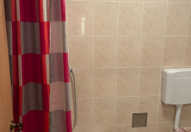 Ferienwohnung in Rogoznica - Apartments Sun Rogoznica - Apartment mit einem Schlafzimmer und Meerblick A1 Ferienwohnung in Rogoznica - Apartments Sun Rogoznica - Apartment mit einem Schlafzimmer und Meerblick A1