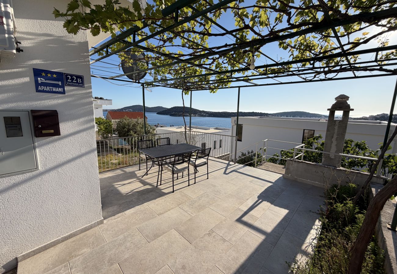 Ferienwohnung in Rogoznica - Apartments Sun Rogoznica - Meerblick A1
