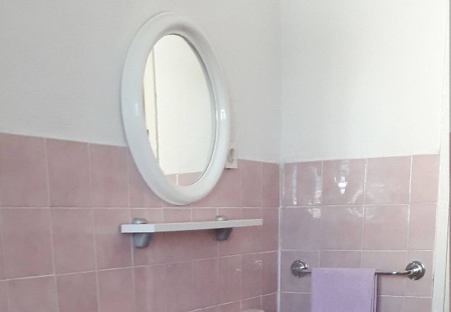 Ferienwohnung in Šibenik-Brodarica - Apartments Bruna - Apartment mit einem Schlafzimmer und Meerblick A1 Ferienwohnung in Šibenik-Brodarica - Apartments Bruna - Apartment mit einem Schlafzimmer und Meerblick A1