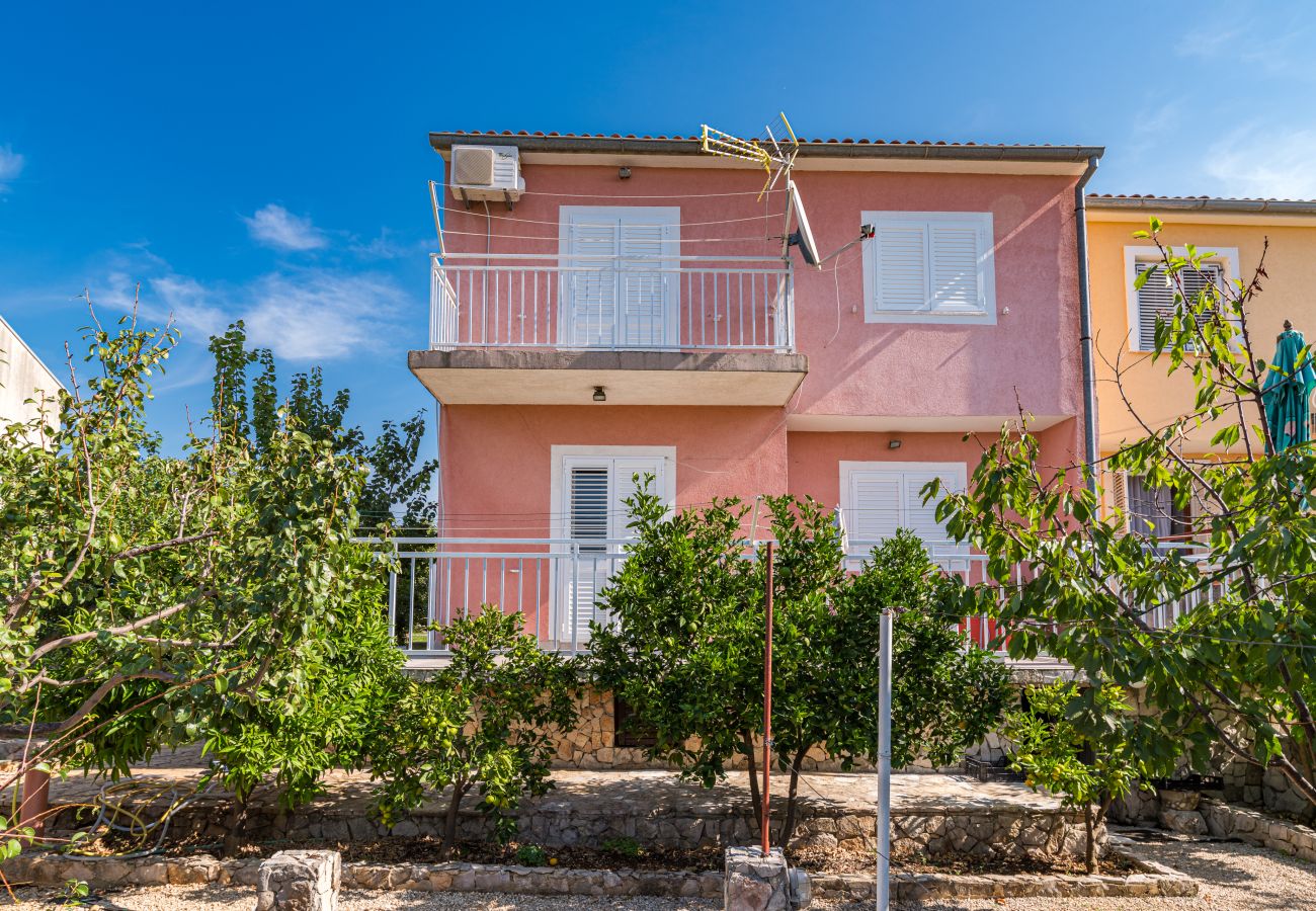 Ferienwohnung in Šibenik-Brodarica - Apartments Bruna - Meerblick A1