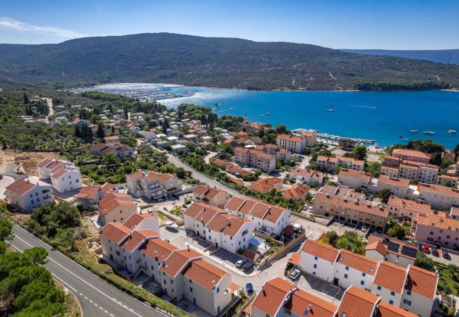 Ferienwohnung in Cres - Urlaub mit Meerblick - FeWo Jana – Insel Cres Ferienwohnung in Cres - Urlaub mit Meerblick - FeWo Jana – Insel Cres