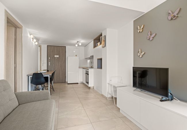 Ferienwohnung in Cres - Entspannung mit Meerblick - FeWo Paula, Insel Cres Ferienwohnung in Cres - Entspannung mit Meerblick - FeWo Paula, Insel Cres