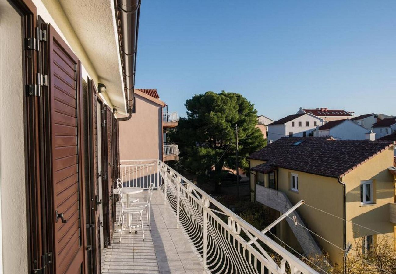 Ferienwohnung in Šibenik-Brodarica - Apartments Gaj Brodarica - A8