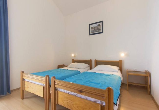 Ferienwohnung in Šibenik-Brodarica - Apartments Pletikosa Gaj - two bedroom apartment with a sea view A4 Ferienwohnung in Šibenik-Brodarica - Apartments Pletikosa Gaj - two bedroom apartment with a sea view A4