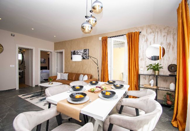 Ferienwohnung in Vodice - Garden Boutique Apartments - Apartment mit zwei Schlafzimmern und Balkon (Diora) Ferienwohnung in Vodice - Garden Boutique Apartments - Apartment mit zwei Schlafzimmern und Balkon (Diora)