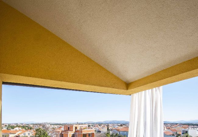 Ferienwohnung in Vodice - Garden Boutique Apartments - Apartment mit zwei Schlafzimmern und Balkon (Diora) Ferienwohnung in Vodice - Garden Boutique Apartments - Apartment mit zwei Schlafzimmern und Balkon (Diora)