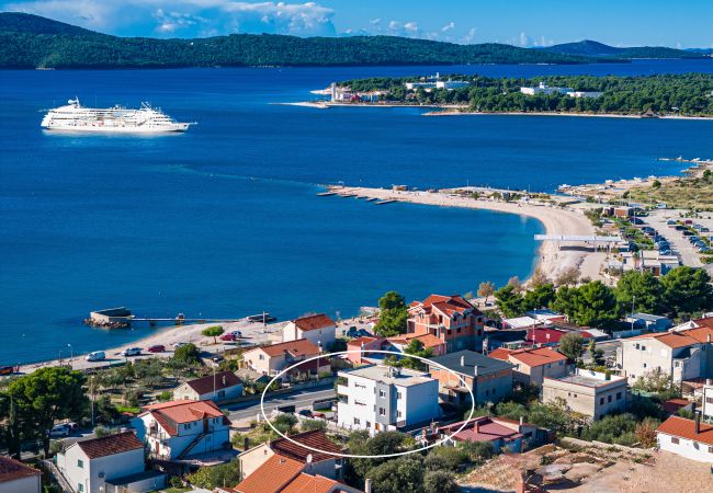 Ferienwohnung in Šibenik-Brodarica - Luxusapartment Tisa Ferienwohnung in Šibenik-Brodarica - Luxusapartment Tisa