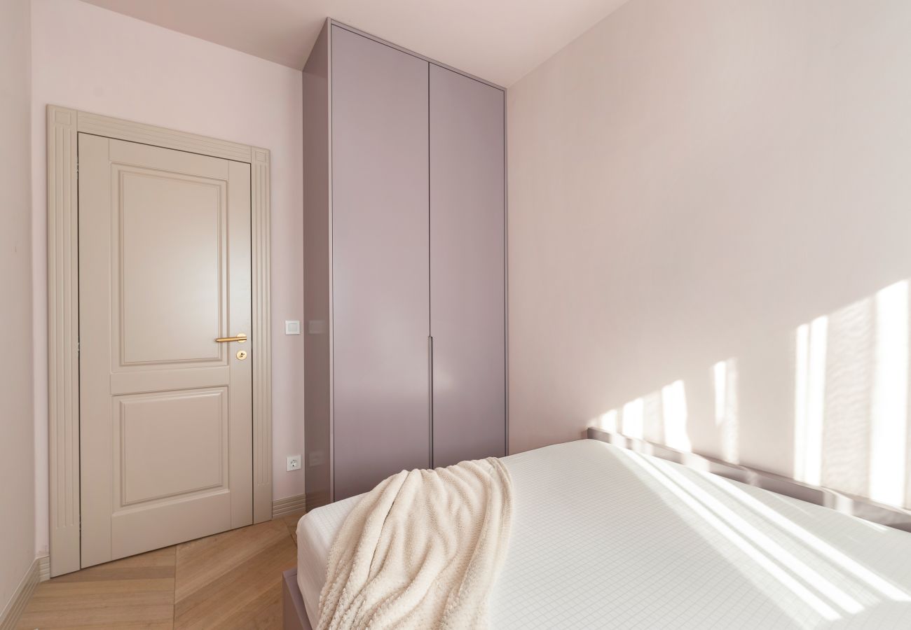 Ferienwohnung in Šibenik-Brodarica - Luxusapartment Tisa – Apartment mit drei Schlafzimmern und Meerblick