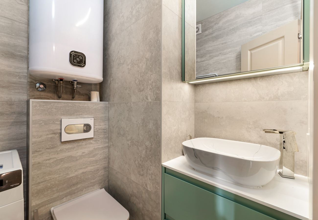 Ferienwohnung in Šibenik-Brodarica - Luxusapartment Tisa – Apartment mit drei Schlafzimmern und Meerblick