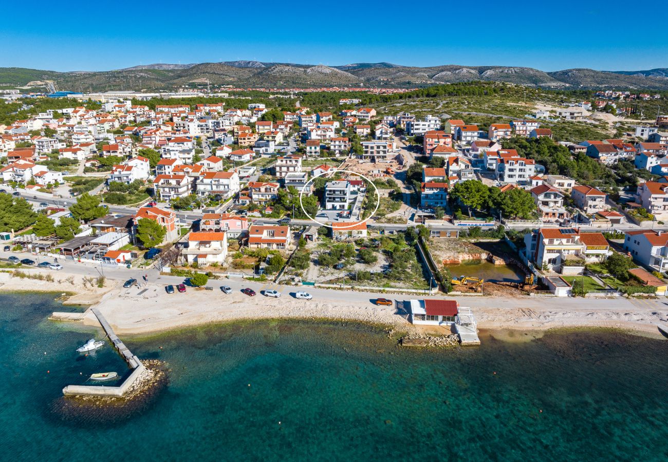 Ferienwohnung in Šibenik-Brodarica - Luxusapartment Tisa – Apartment mit drei Schlafzimmern und Meerblick