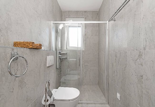 Villa in Vodice - Villa Ilma - Haus mit drei Schlafzimmern und Swimmingpool Villa in Vodice - Villa Ilma - Haus mit drei Schlafzimmern und Swimmingpool