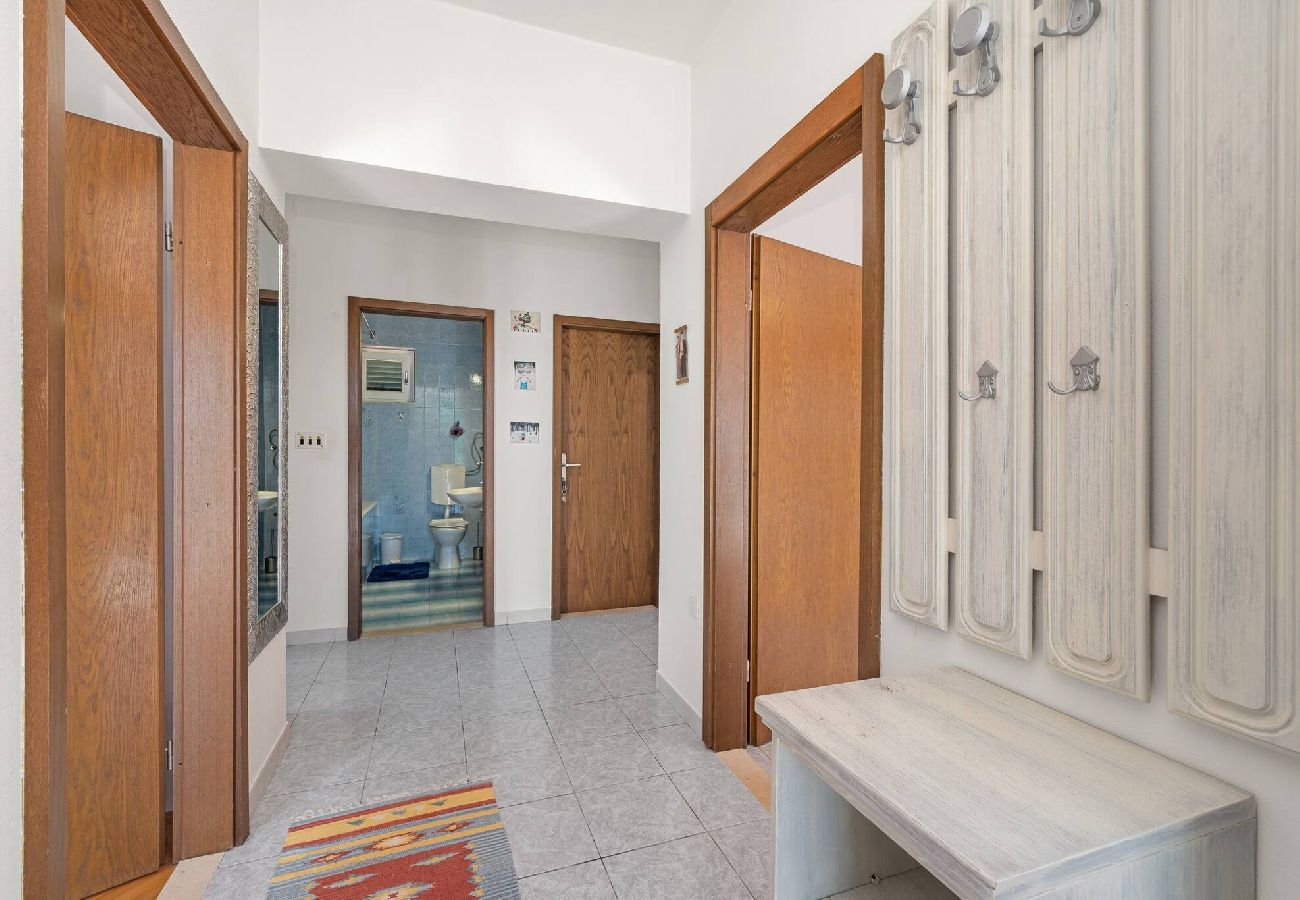 Ferienhaus in Danilo Kraljice - Rural Holiday Home Endi 