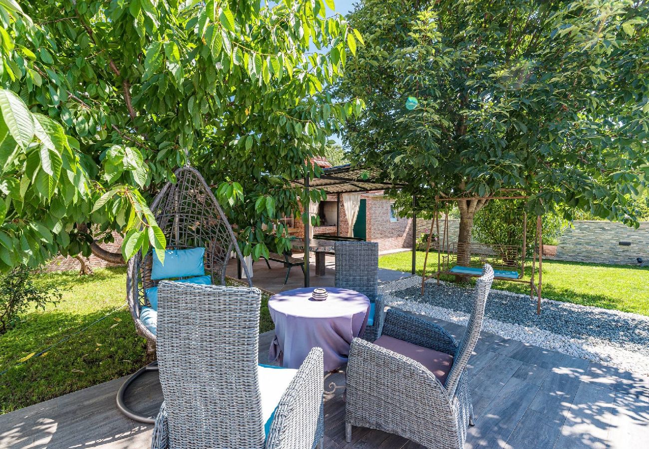Ferienhaus in Danilo Kraljice - Rural Holiday Home Endi 
