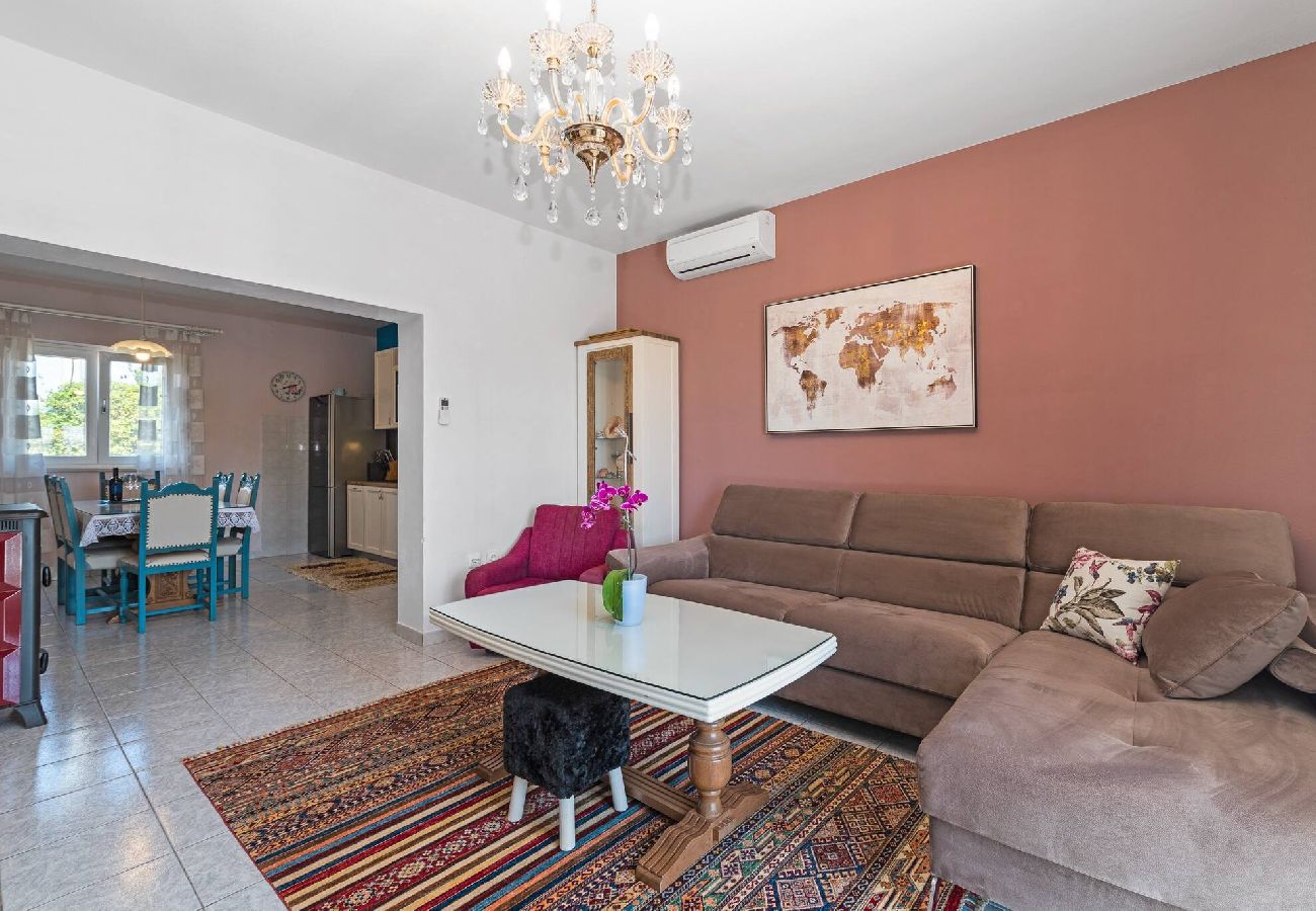 Ferienhaus in Danilo Kraljice - Rural Holiday Home Endi 
