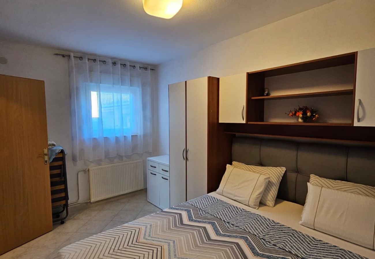 Ferienwohnung in Tribunj - Apartments Olga - Apartment mit einem Schlafzimmer A1