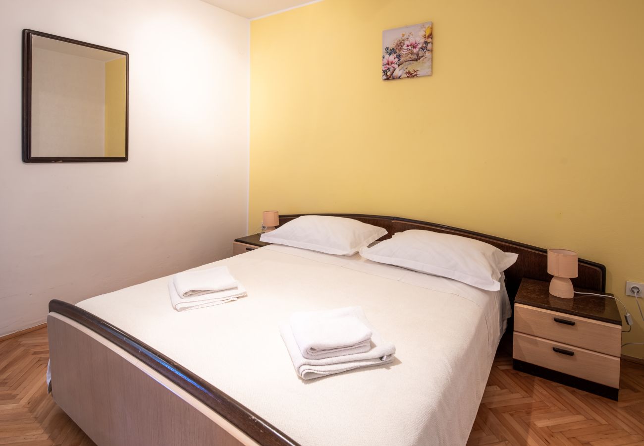 Ferienwohnung in Grebaštica - Apartments Miro - Ein-Zimmer-Wohnung