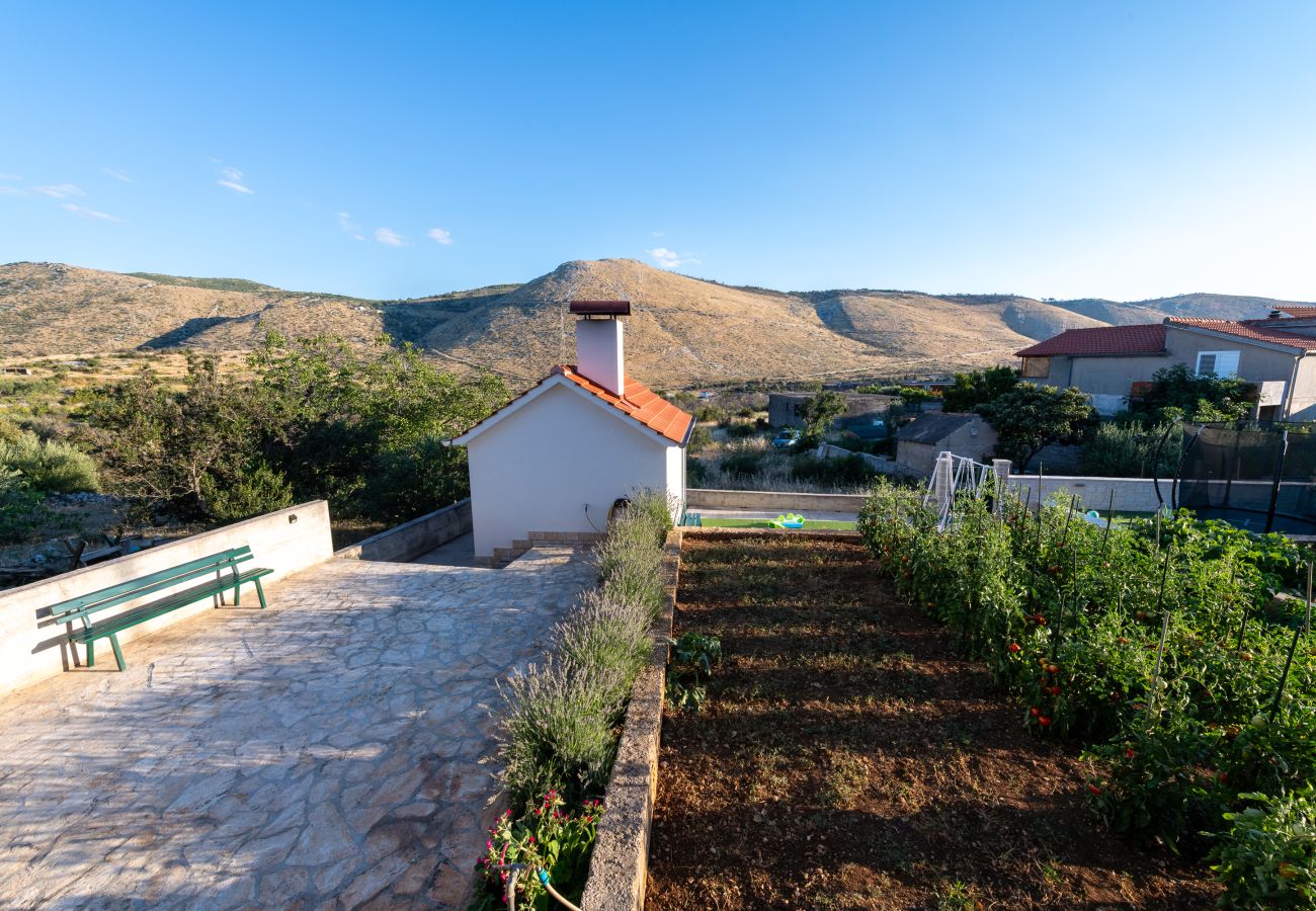 Ferienwohnung in Grebaštica - Apartments Miro - Ein-Zimmer-Wohnung