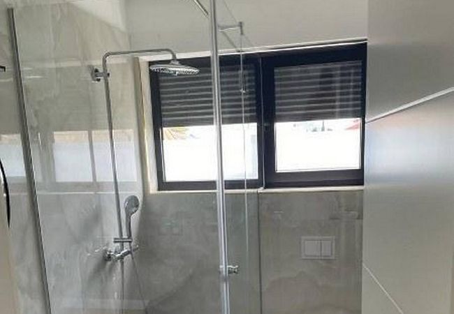 Ferienwohnung in Ugljan - Apartments Marvi - Apartment mit einem Schlafzimmer und Meerblick (Links) Ferienwohnung in Ugljan - Apartments Marvi - Apartment mit einem Schlafzimmer und Meerblick (Links)