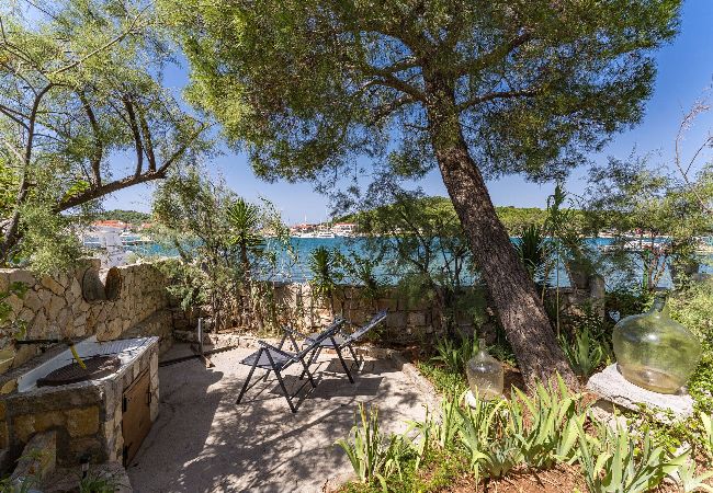 Ferienwohnung in Kukljica - Apartments Kukljica - Apartment mit zwei Schlafzimmern und Meerblick Ferienwohnung in Kukljica - Apartments Kukljica - Apartment mit zwei Schlafzimmern und Meerblick