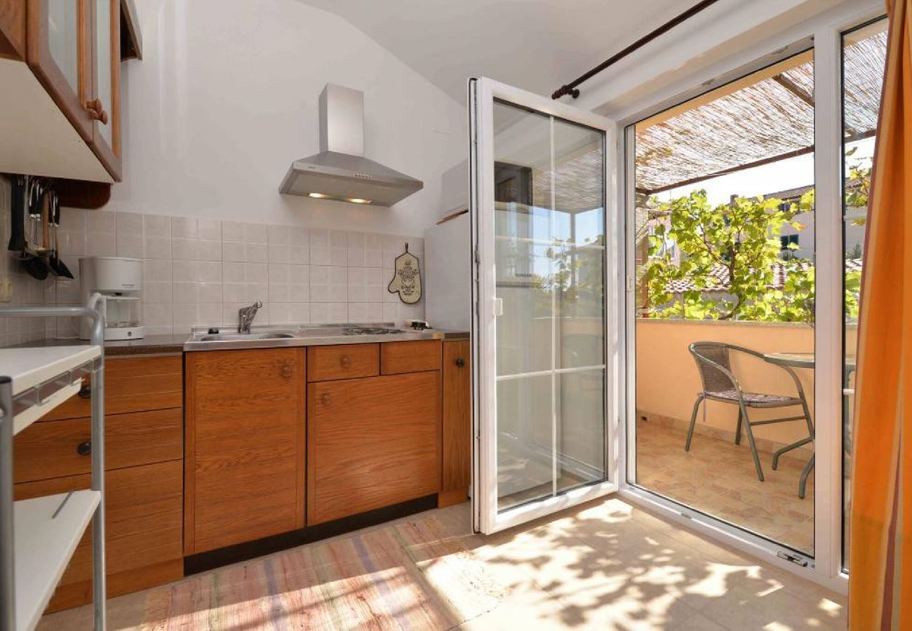 Ferienwohnung in Murter - Apartment Pia Murter