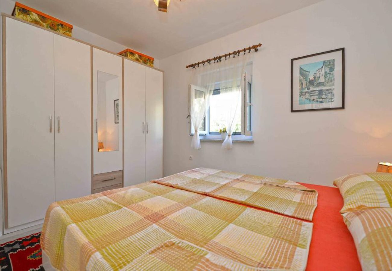 Ferienwohnung in Murter - Apartment Pia Murter