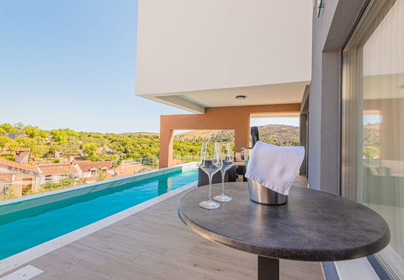 Villa in Zaton - Villa Šimun - Haus mit vier Schlafzimmern, Pool und Whirlpool