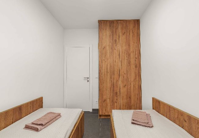 Ferienwohnung in Šibenik-Brodarica - Apartments Velic - Drei-Zimmer-Wohnung mit Meerblick C Ferienwohnung in Šibenik-Brodarica - Apartments Velic - Drei-Zimmer-Wohnung mit Meerblick C