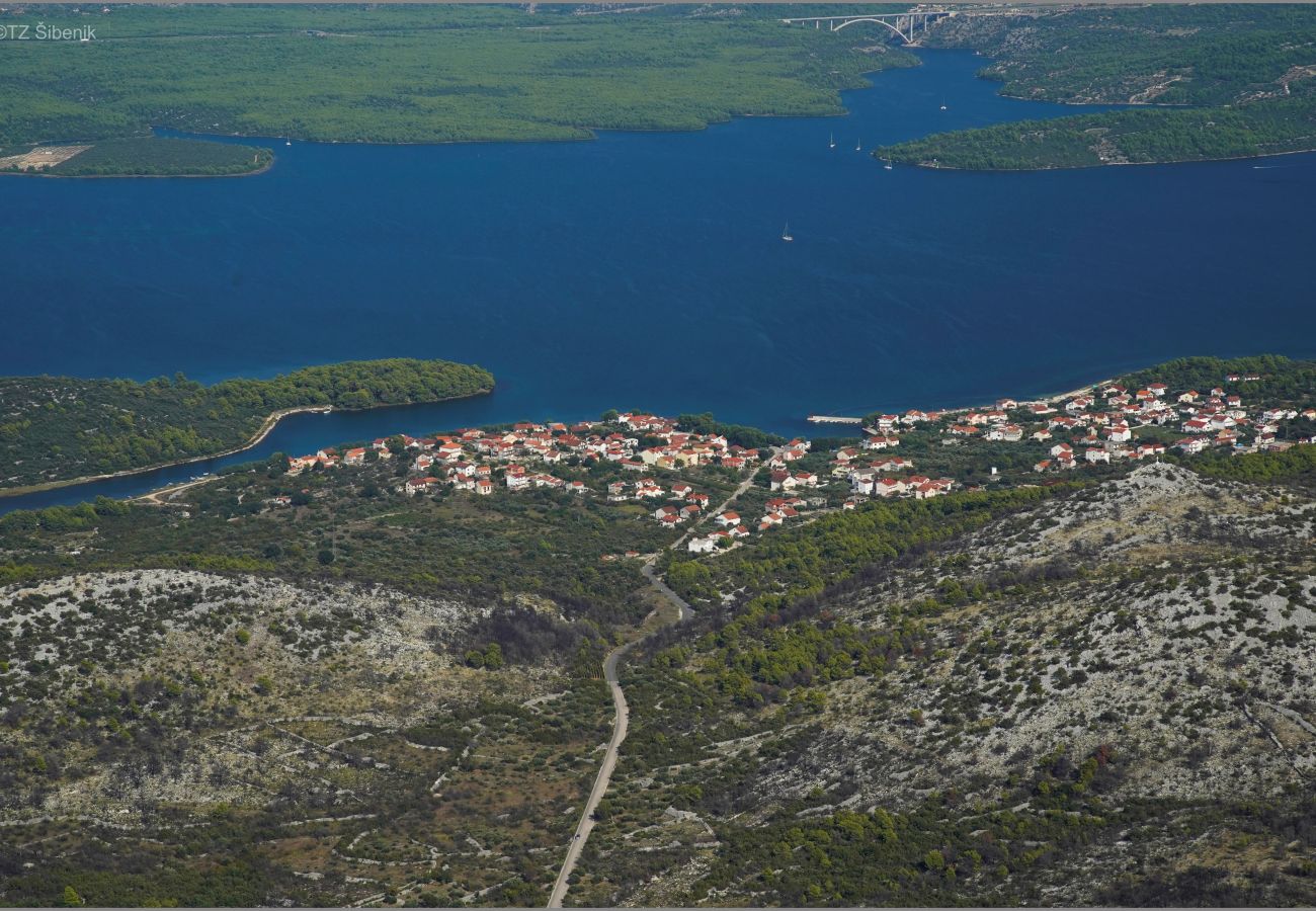 Studio in Raslina - Ferienhaus Lavanda – gemütliches Studio