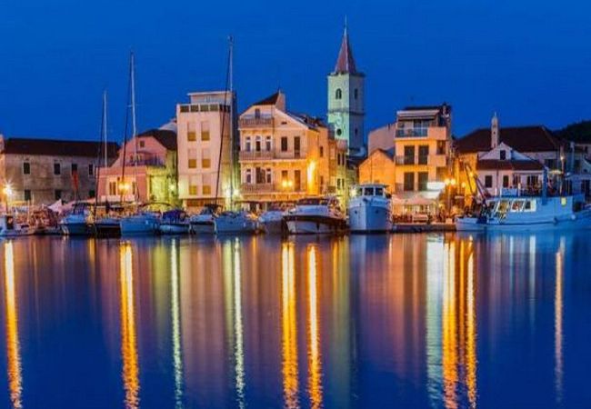 Ferienwohnung in Pirovac - Wohnungen Meer und Sonne - Wohnung Meer Ferienwohnung in Pirovac - Wohnungen Meer und Sonne - Wohnung Meer