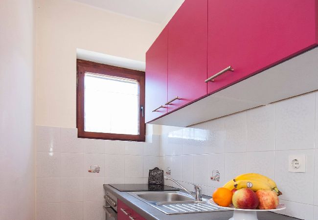 Ferienwohnung in Primošten - Apartments and Rooms Mikelin - Apartment mit zwei Schlafzimmern und Meerblick (Filip 1) Ferienwohnung in Primošten - Apartments and Rooms Mikelin - Apartment mit zwei Schlafzimmern und Meerblick (Filip 1)