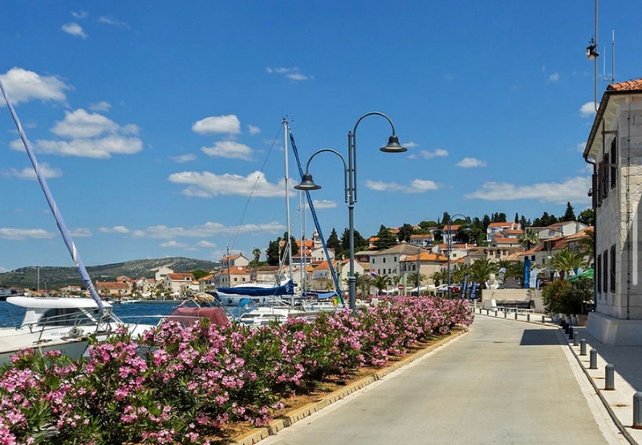 Ferienwohnung in Rogoznica - Ferienwohnungen Zdenka Zatoglav - Orange