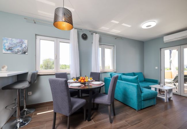 Ferienwohnung in Privlaka - Luxusapartments Sun@Set - Einzimmerapartment mit Whirlpool Ferienwohnung in Privlaka - Luxusapartments Sun@Set - Einzimmerapartment mit Whirlpool