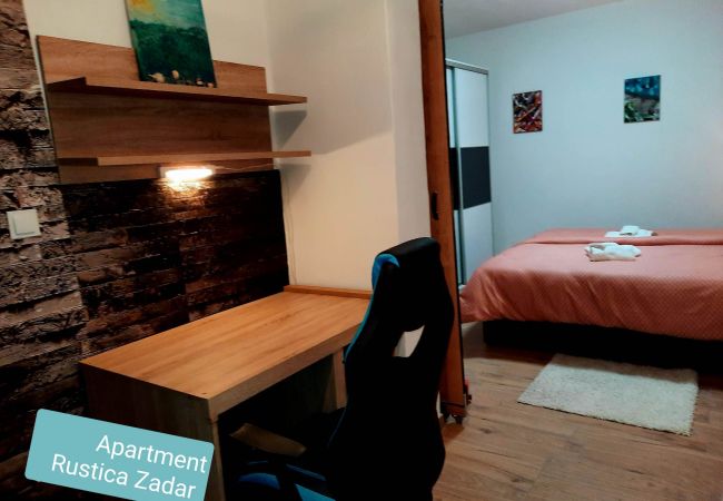 Ferienwohnung in Zadar - Apartment Rustica – Apartment mit zwei Schlafzimmern und Außenpool Ferienwohnung in Zadar - Apartment Rustica – Apartment mit zwei Schlafzimmern und Außenpool