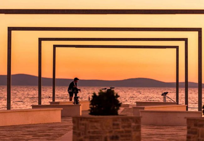 Ferienwohnung in Privlaka - Villa Bianca - Apartment mit zwei Schlafzimmern und privatem Pool Ferienwohnung in Privlaka - Villa Bianca - Apartment mit zwei Schlafzimmern und privatem Pool