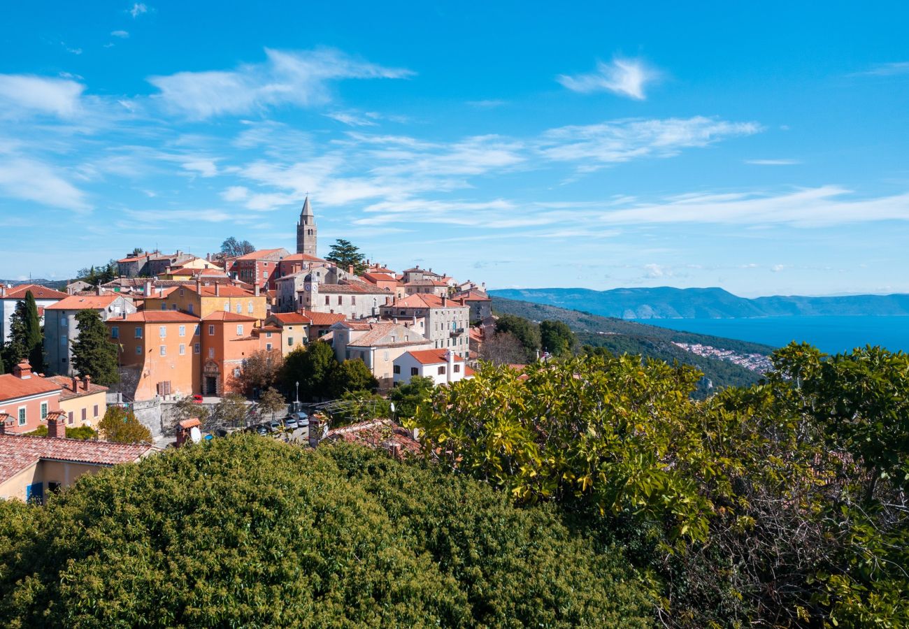 Ferienwohnung in Labin - Indi Apartments - Tara mit einem Schlafzimmer