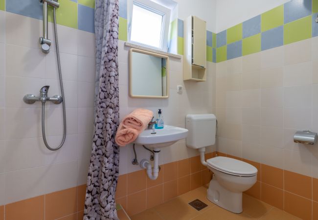 Ferienwohnung in Labin - Apartments Indi - Bali mit einem Schlafzimmer Ferienwohnung in Labin - Apartments Indi - Bali mit einem Schlafzimmer