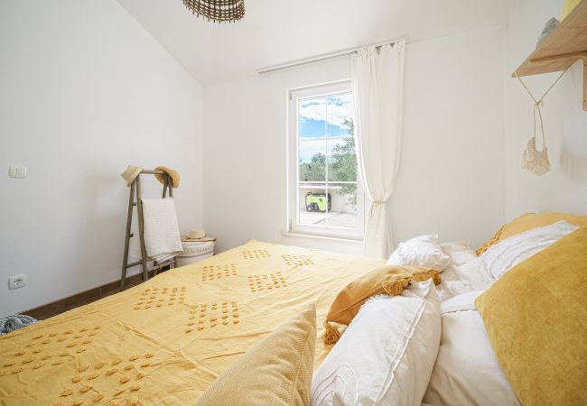 Ferienhaus in Vodice - Villa Ivana – Haus mit zwei Schlafzimmern und Außenpool Ferienhaus in Vodice - Villa Ivana – Haus mit zwei Schlafzimmern und Außenpool