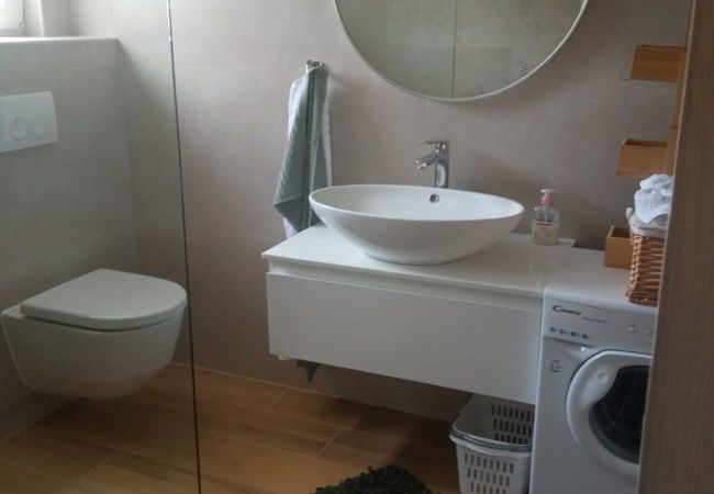 Ferienhaus in Vodice - Villa Ivana – Haus mit zwei Schlafzimmern und Außenpool Ferienhaus in Vodice - Villa Ivana – Haus mit zwei Schlafzimmern und Außenpool