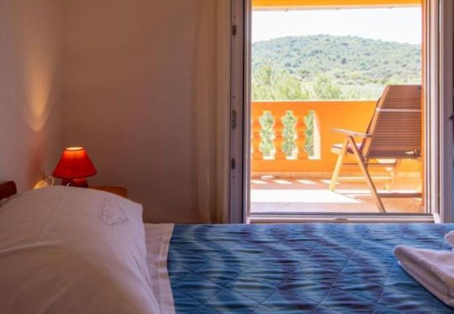 Ferienwohnung in Pašman - Apartments Torina Pašman - Apartment mit einem Schlafzimmer und Balkon A3 Ferienwohnung in Pašman - Apartments Torina Pašman - Apartment mit einem Schlafzimmer und Balkon A3